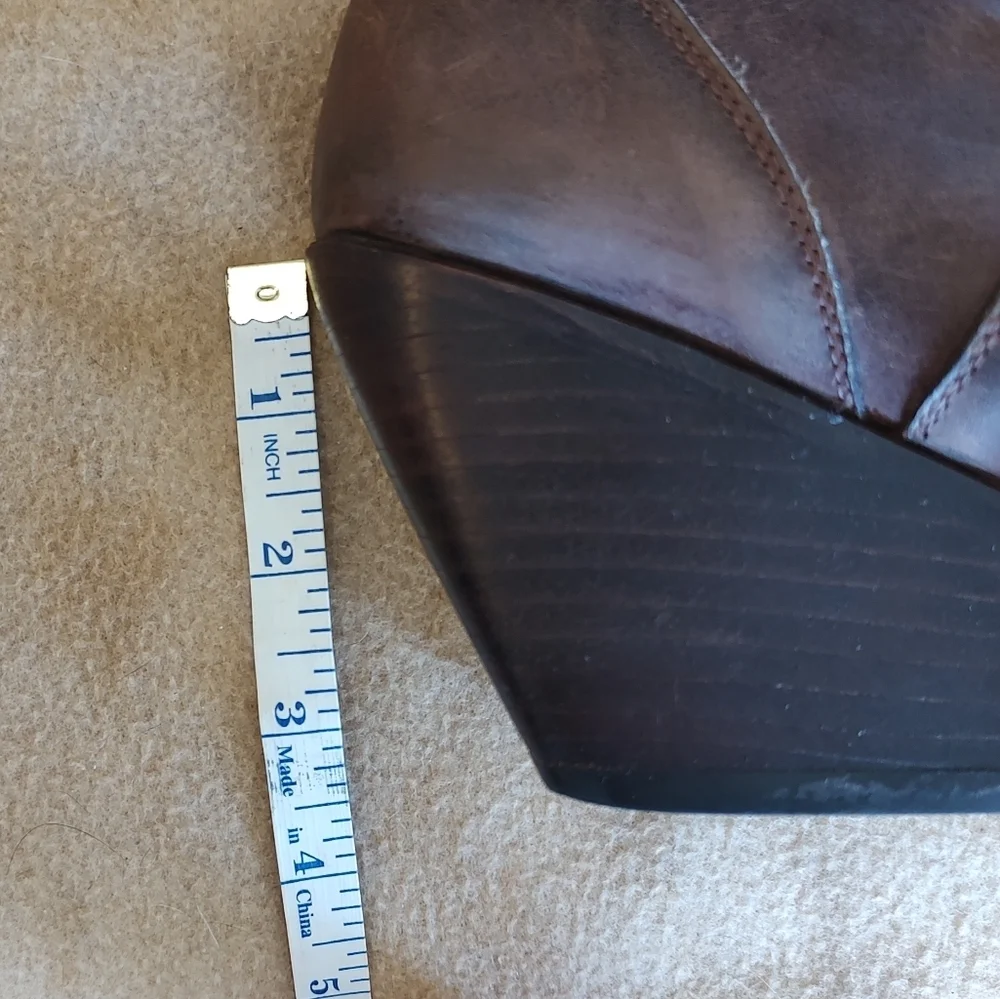 Brown Leather Square Toe Ladies Western Boots Size 7.5 Vintage by Cervato - Picture 15 of 15